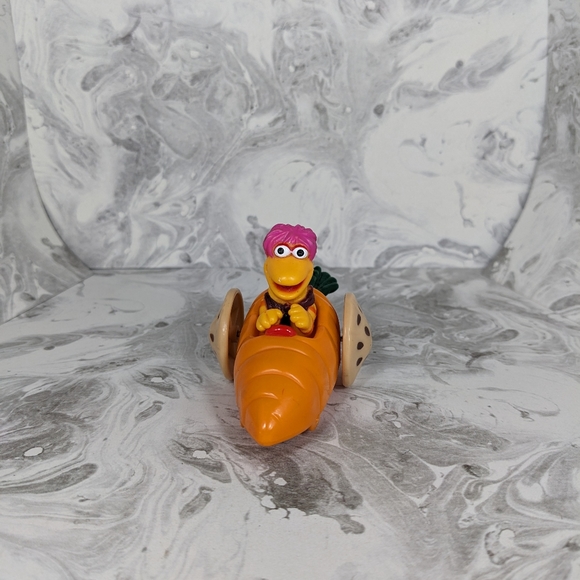 McDonald's Happy meal Fraggle Rock race car Gobo in carrot - Picture 4 of 4